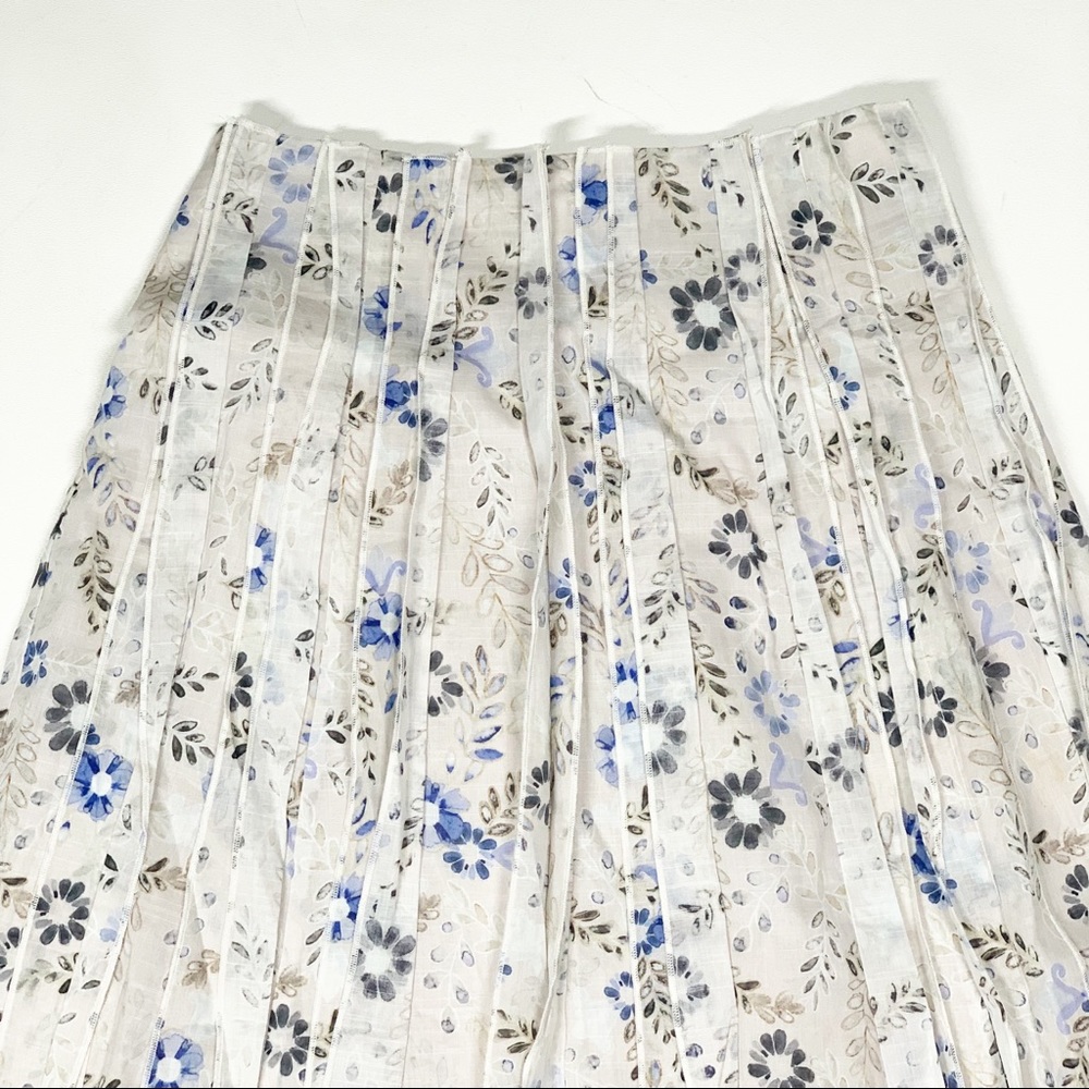 AJE Dellal Midi Skirt Wildflower Floral Print Size US 2 XS (AU 6) White Blue - Picture 2 of 12
